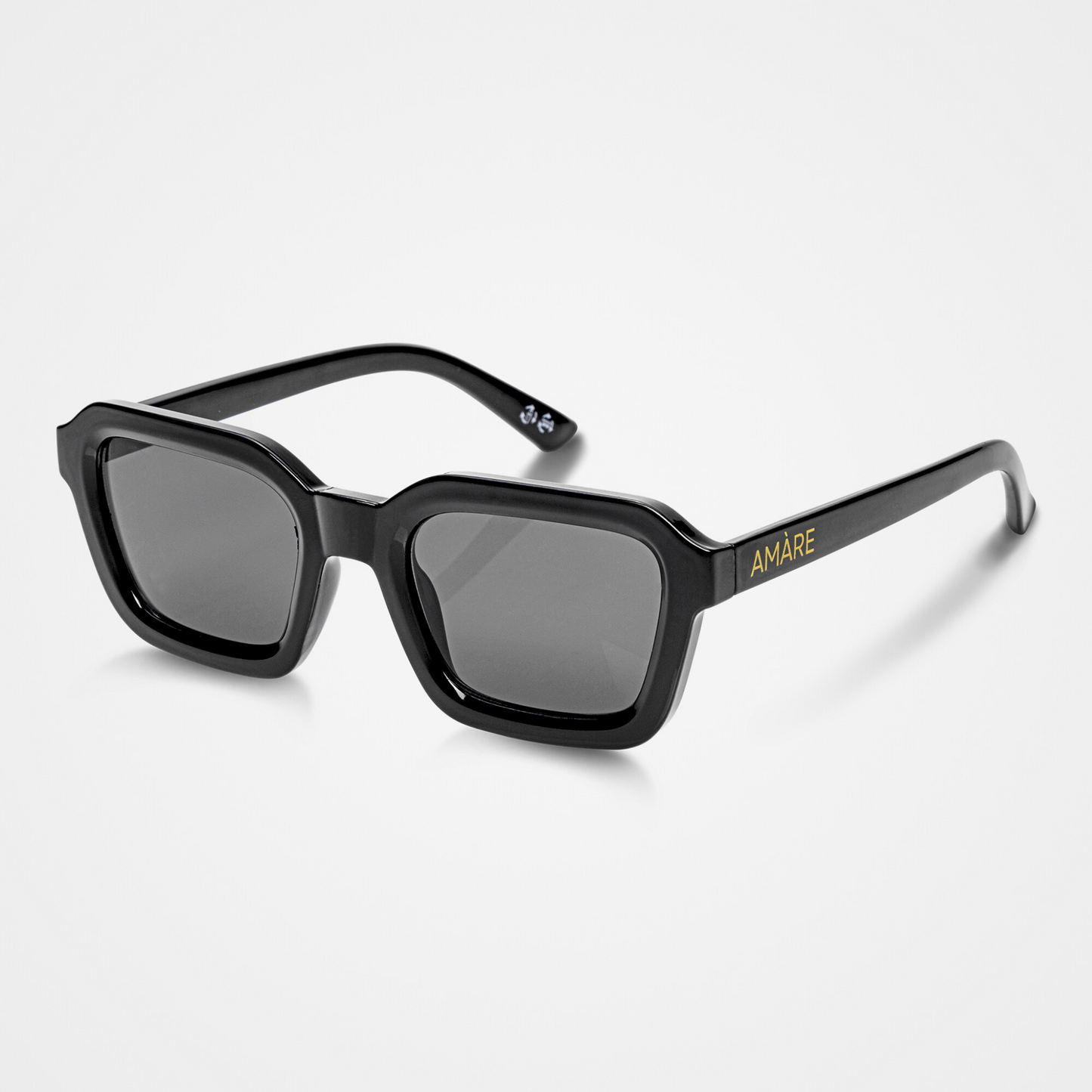Glover - Jet Black