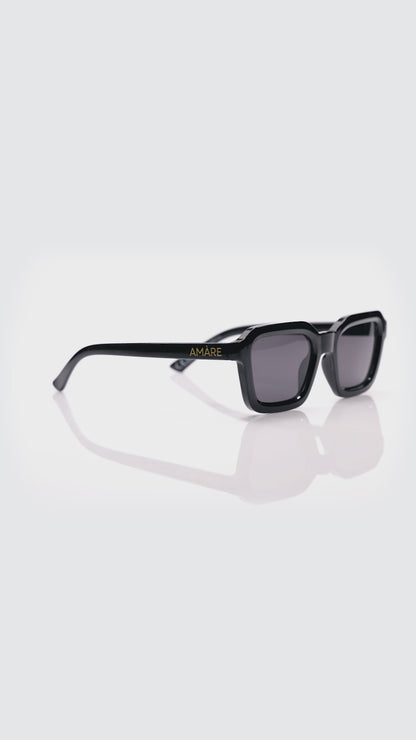 Glover - Jet Black
